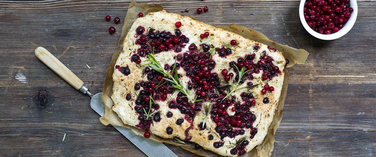 Tyttebærfocaccia_1200x500.jpg