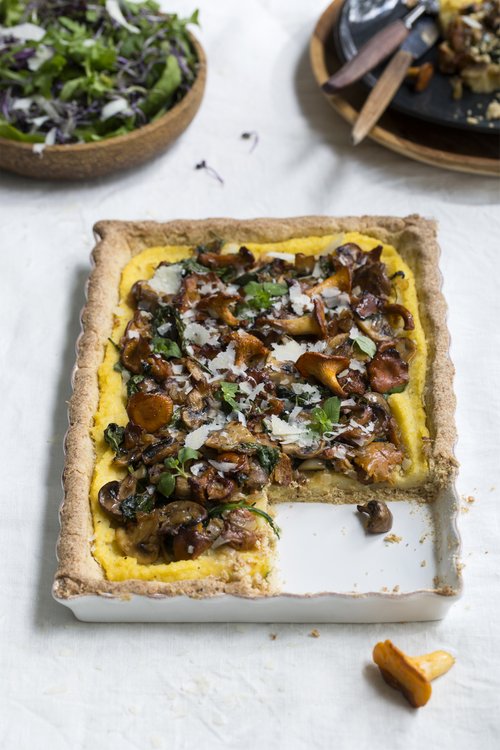 Høstens sopp-pai med polenta_1280x720.jpg